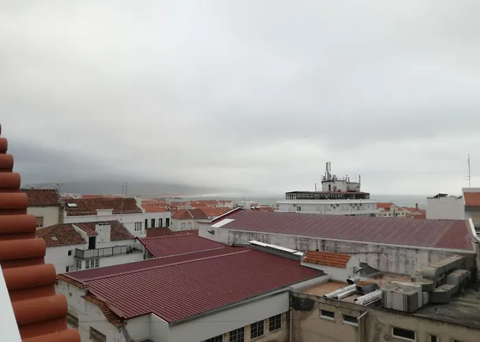 Aguas Furtadas Mario Fanha 公寓 纳扎雷